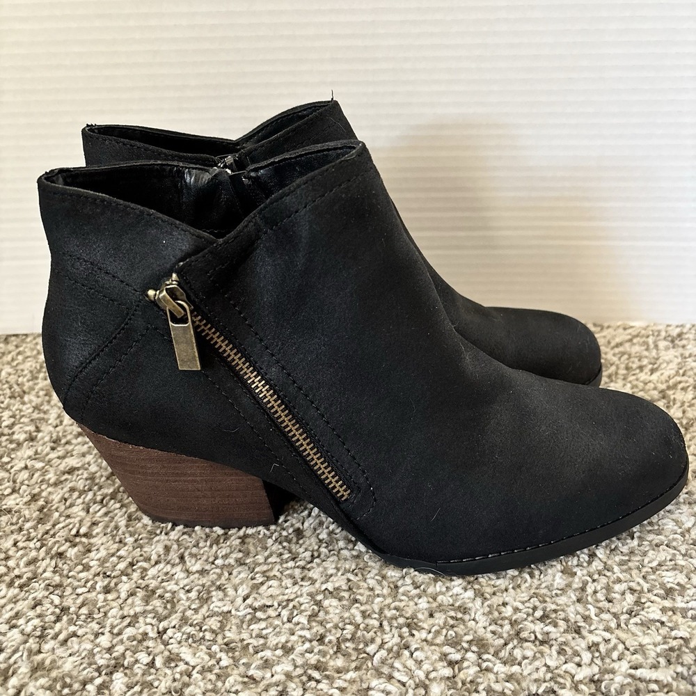 Women Bella Vita Black Block‎ Heel Zip Ankle Bootie Round Toe 11M